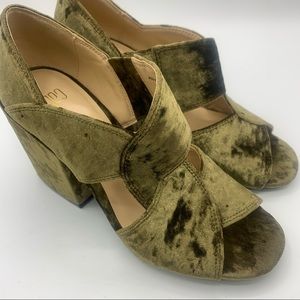 CAbi block heel crushed velvet shoes.